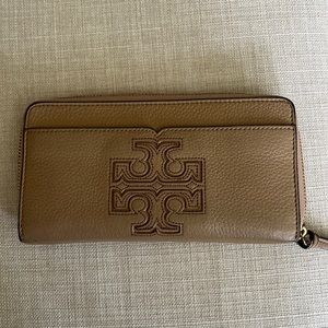 Gently used Tory Burch wallet.